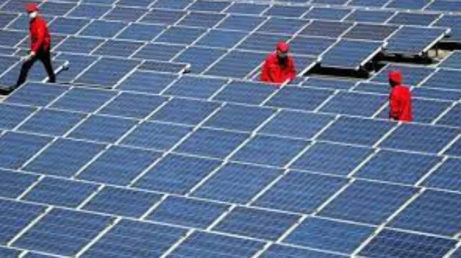 चीन की सौर मूल्य श्रृंखला: शुरुआत से ही फ़ायदे का सौदा