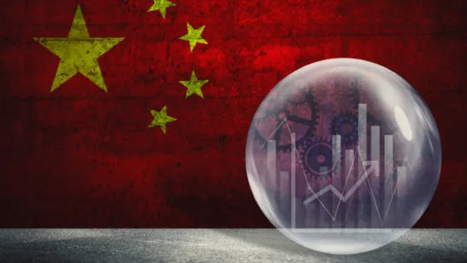 सियासी संक्रमण की चपेट में सुस्त पड़ती चीनी अर्थव्यवस्था