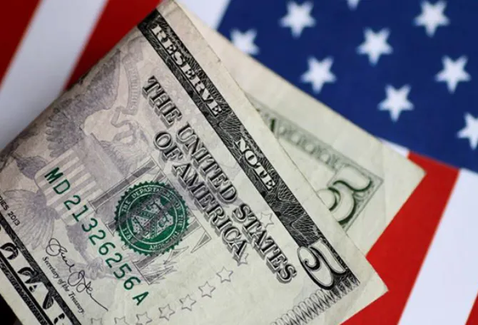 डॉलर से आज़ादी: रुपये के लिए खुल रहे हैं दरवाज़े?