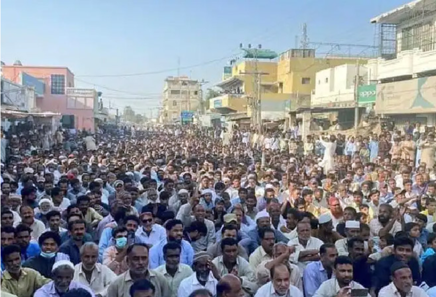 पाकिस्तान: ग्वादर के विरोध के ज़रिये अपने अधिकारों के लिए तन कर खड़े होने की कोशिश में बलूचिस्तान प्रांत