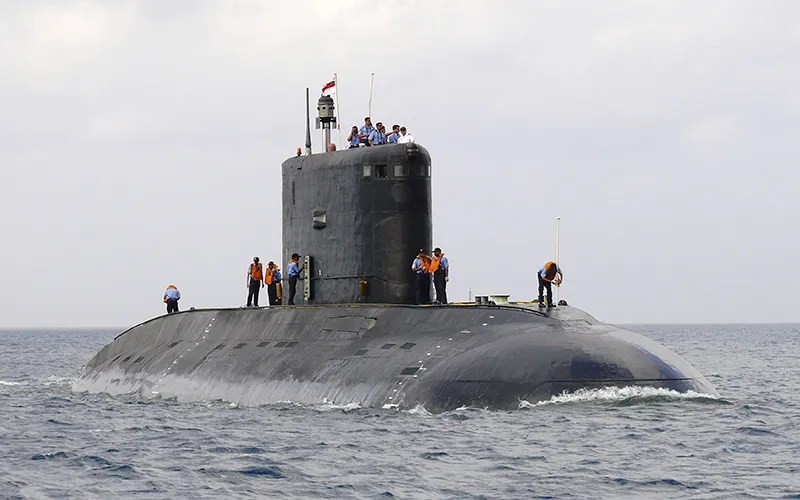 Ageing  and insufficient submarines plague Indian Navy  