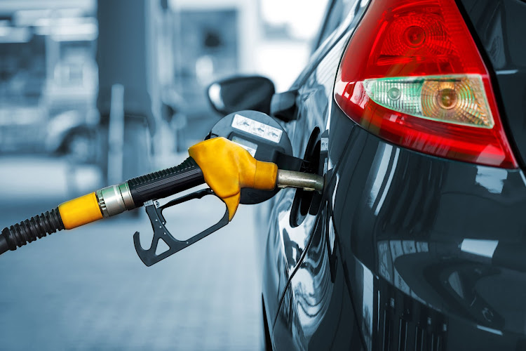 परिवहन के लिए वैकल्पिक ईंधन: भारत में LPG के लिए दलील  