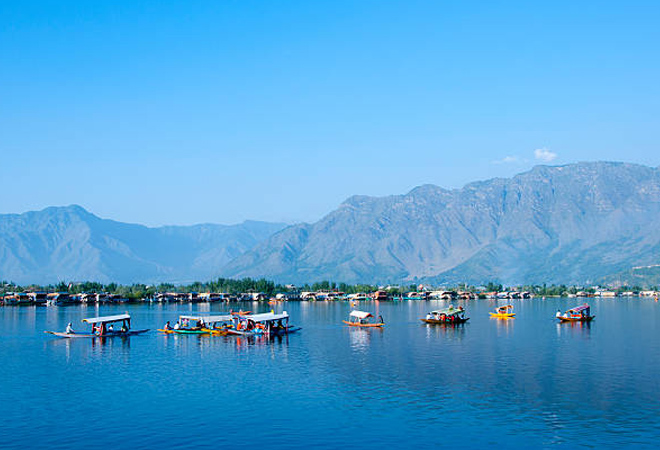 कश्मीर के मौजूदा हालात: क्या इसे ही (न्यू) नॉर्मल कहा जा रहा है?  
