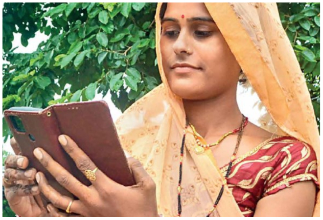सपना झा: ललितपुर में डिजिटल साक्षरता की इबारत लिखने वाली सशक्त महिला!