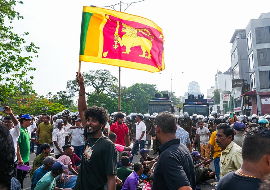 রাষ্ট্রীয় মালিকানাধীন উদ্যোগ: শ্রীলঙ্কার অর্থনৈতিক সংকটের একটি প্রধান কারণ?  