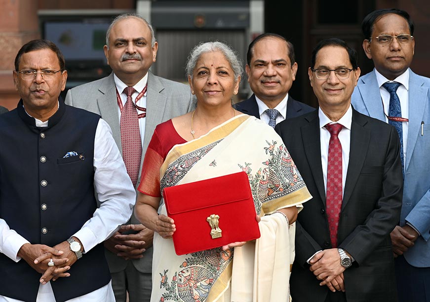 কেন্দ্রীয় বাজেট ২০২৫-২৬‌: স্বল্প, মাঝারি ও দীর্ঘমেয়াদি পরিপ্রেক্ষিত