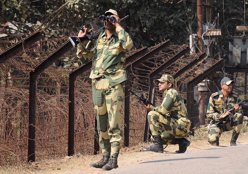क्या बांग्लादेश फिर से कट्टरपंथ की ओर बढ़ रहा है?  