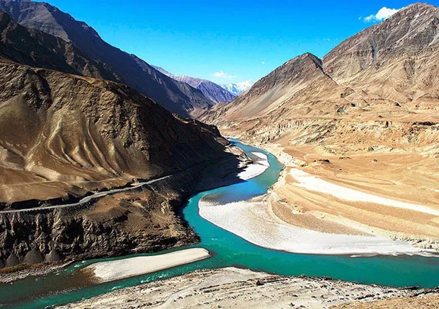 Climate Extremes and the Development Dilemma in the Himalayas