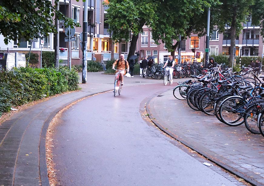 From Ambition to Implementation: Europe’s Sustainable Mobility Challenge