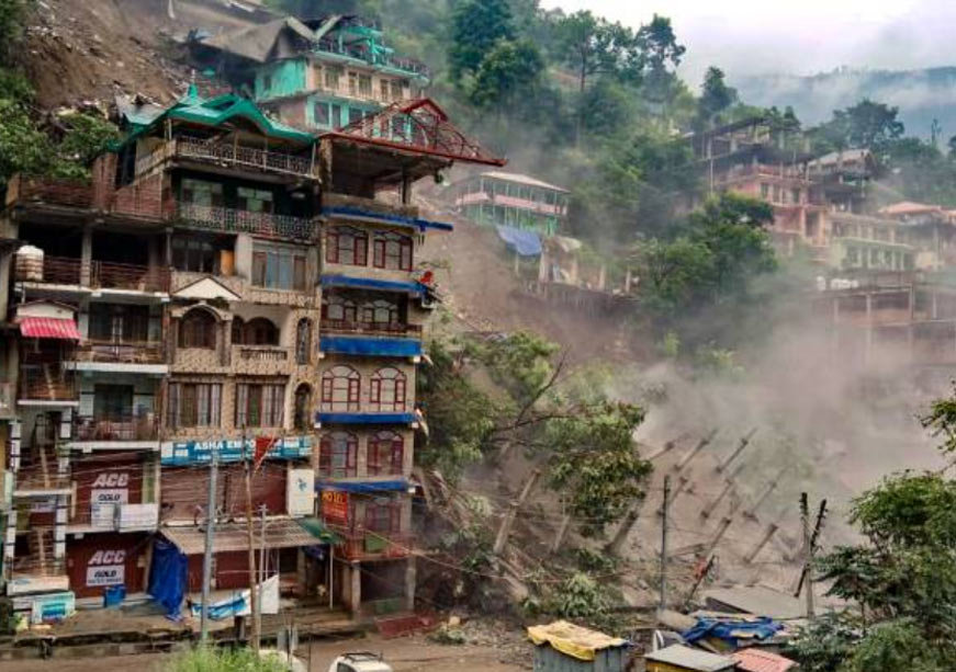 Temporal Compression in the Himalayas: Managing Tourism and Monsoon Hazards  