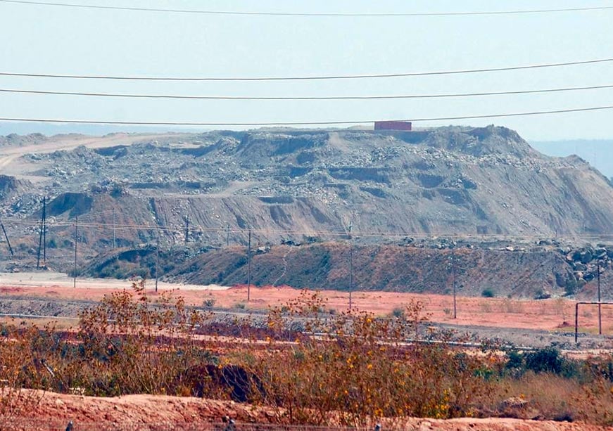 আফ্রিকা চিনের খনন সংক্রান্ত আধিপত্যকে চ্যালেঞ্জ জানাচ্ছে