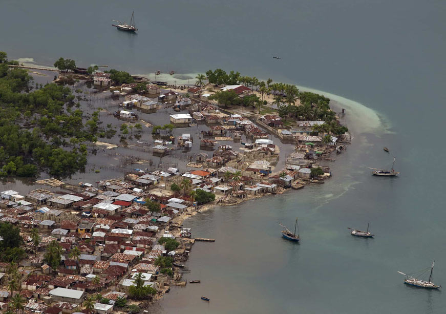 Rising Seas, Sinking Cities: Rethinking Coastal Urbanism in India