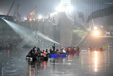 गुजरात का मोरबी पुल दुर्घटना: न पहला, न अंतिम!  