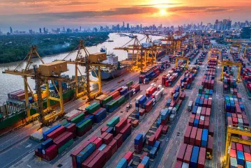 बांग्लादेश के बंदरगाह: ‘घरेलू और क्षेत्रीय आर्थिक हितों की सुरक्षा के लिये एकजुट प्रयास’
