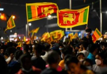 श्रीलंकेचे संकट: वारशाने मिळालेल्या त्रुटी आणि आर्थिक गैरव्यवस्थापनाचे धोके  
