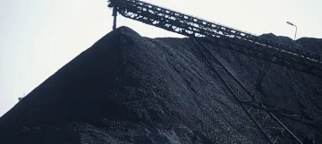 भारत में कोयले के दाम तय करने की प्रक्रिया: क़ीमतें कम रखने में आती है भारी लागत  