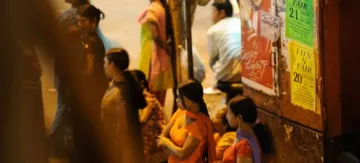 भारत में यौनकर्मियों (Sex Workers) का विस्थापन और निगरानी!  