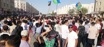 उज़्बेकिस्तान के कराकलपकस्तान में तेज़ होती विरोध की लपटें: सोवियत विरासत से जुड़े हैं तार!  