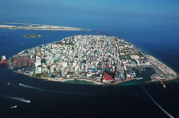 जलवायु परिवर्तन और मालदीव की अर्थव्यवस्था: बचेगी या डूब जाएगी?