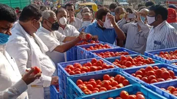 शेतकरी स्वातंत्र्याचा नवा ‘बाजार’!  