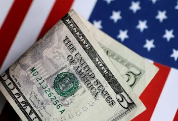 डॉलर से आज़ादी: रुपये के लिए खुल रहे हैं दरवाज़े?  
