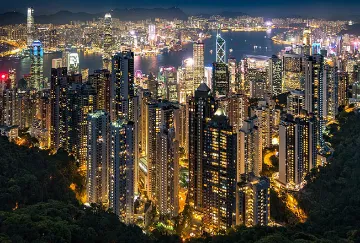 हाँगकाँगमध्ये चीनी कायद्यामुळे गोंधळ  