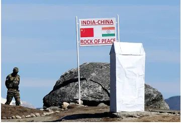 संघर्षाच्या उंबरठ्यावर भारत-चीन  