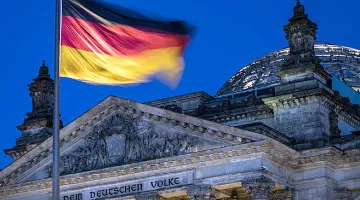 जर्मनीला सुरक्षित पर्यायांमध्ये विविधता आणण्याची वेळ