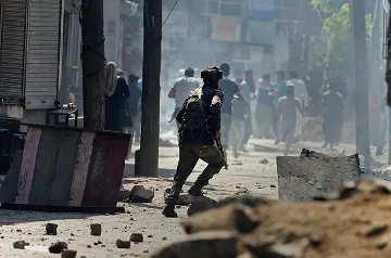 কাশ্মীরের সন্ত্রাসবাদী বাতাবরণে দ্য রেজিস্ট্যান্স ফ্রন্টের (টি আর এফ) অবস্থান  