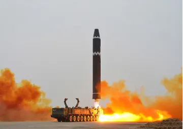 उत्तर कोरिया का मिसाइल परीक्षण और परमाणु हथियारों को लेकर दक्षिण कोरिया की दुविधा!  