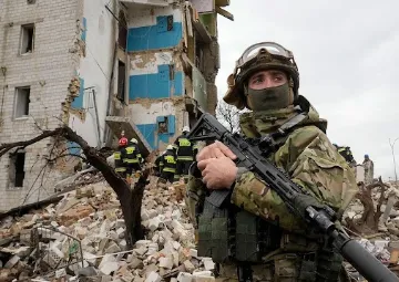 रूस: सैन्य अनुकूलता और आर्थिक लचीलापन!  