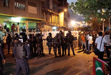 मालदीव में जारी है राजनीतिक संघर्ष  