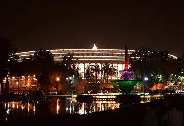 अप्रत्यक्ष और प्रत्यक्ष करों दोनों की चोरी थामेगा जीएसटी  