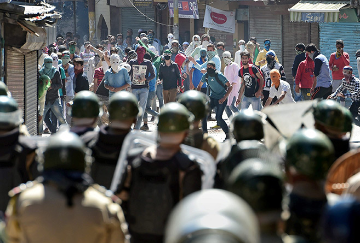 कश्मीर: अनौपचारिक सामाजिक नियंत्रण व्यवस्था की तत्काल जरूरत  