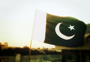 विफल राष्ट्र की दहलीज पर पाकिस्तान  