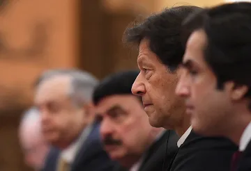 आईएमएफ़ अगर पाकिस्तान को आर्थिक पैकेज देता है तो उसके सात मतलब निकलेंगे!