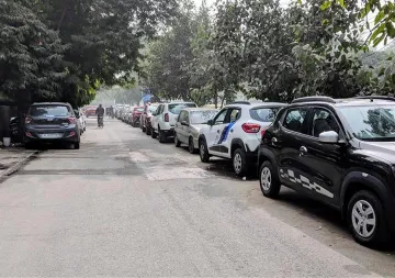 Managing on-street parking in Indian cities  