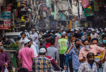 भारत में लॉकडाउन खुलने के साथ, सार्वजनिक जगहों पर भीड़ नियंत्रण की चुनौती  