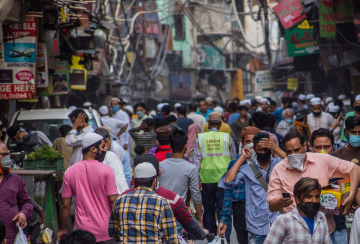 भारत में लॉकडाउन खुलने के साथ, सार्वजनिक जगहों पर भीड़ नियंत्रण की चुनौती