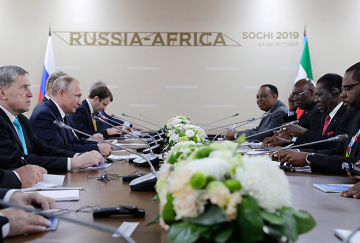 रूस-अफ़्रीका के गाढ़े होते संबंधों में है कितनी गहराई: एक पड़ताल  