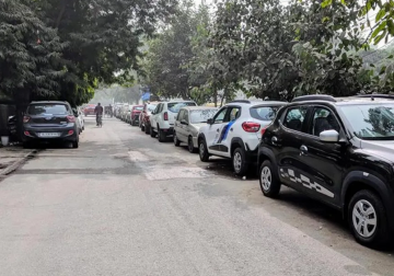 भारतीय शहरांमध्ये रस्त्यावरील पार्किंगचे व्यवस्थापन  