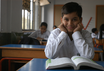 भारत के सभी बच्चों को शिक्षा मुहैया कराने की बड़ी महत्वकांक्षा; निजी स्कूल अपनाये उदारता!  