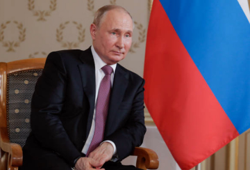 रूस: 2024 के राष्ट्रपति चुनाव से पहले सत्ता पर पुतिन की मज़बूत पकड़  