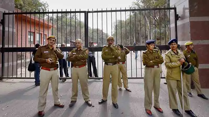 Delhi Police again lands in controversy  