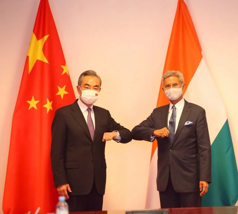 China-India Foreign Ministers Meet in Dushanbe  